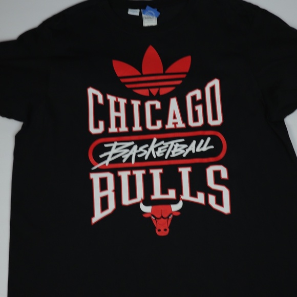 adidas chicago bulls t shirt